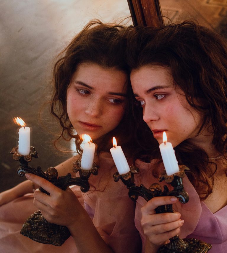 4 Zodiacs Struggling The Most With Winter Blues
