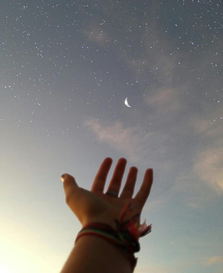A Tarot Message For Each Zodiac Sign About The New Moon In Pisces (2/27)