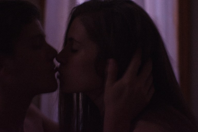 Taking Big Romantic Risks Will Pay Off For These 3 Zodiacs On April 30 (When Venus Enters Aries)