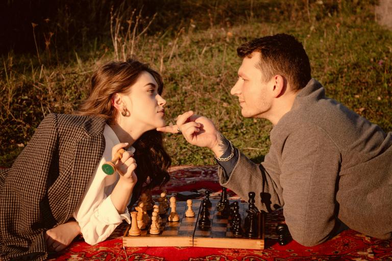 5 Zodiacs Who Crave A Stimulating Mental Connection In Love