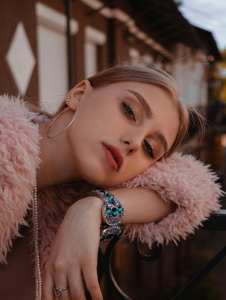 3 Zodiacs Known For Their Piercing Sarcasm