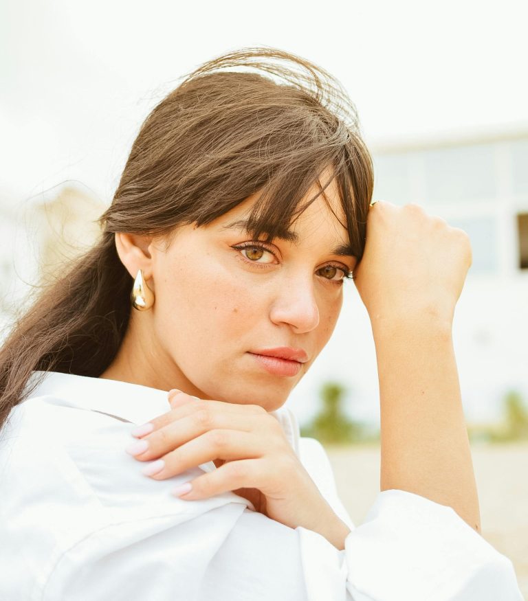 4 Zodiacs Who Spin Their Wounds Into Wisdom