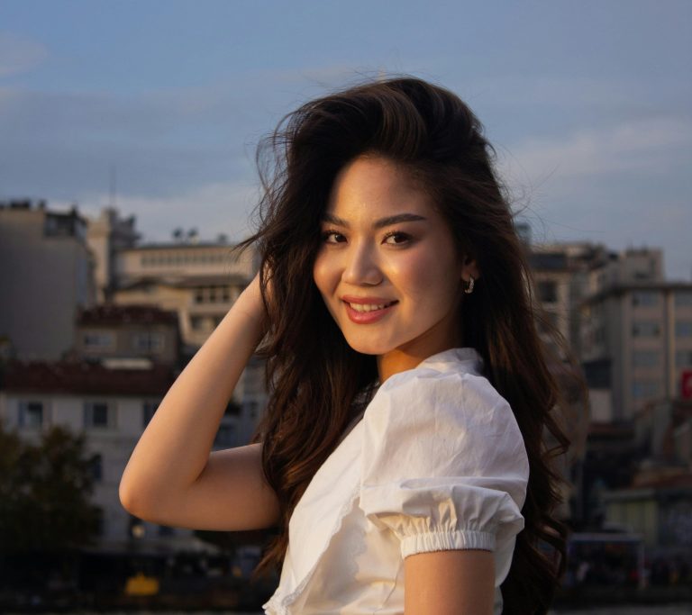 4 Zodiac Signs Who Make The Most Unforgettable Exes