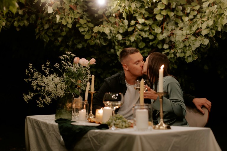 4 Zodiacs Making Pivotal Romantic Moves (Thanks To The Full Moon In Libra & Venus Direct)