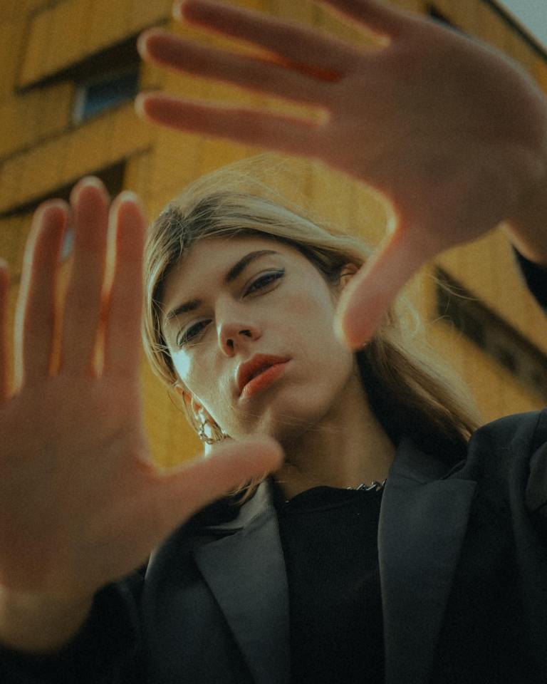 3 Zodiacs Facing Big Career Changes (+ Tarot Advice On Making The Right Move)