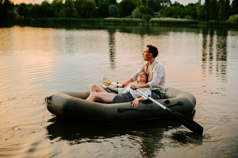 4 Zodiacs Who Are Great At Nurturing Romantic Relationships