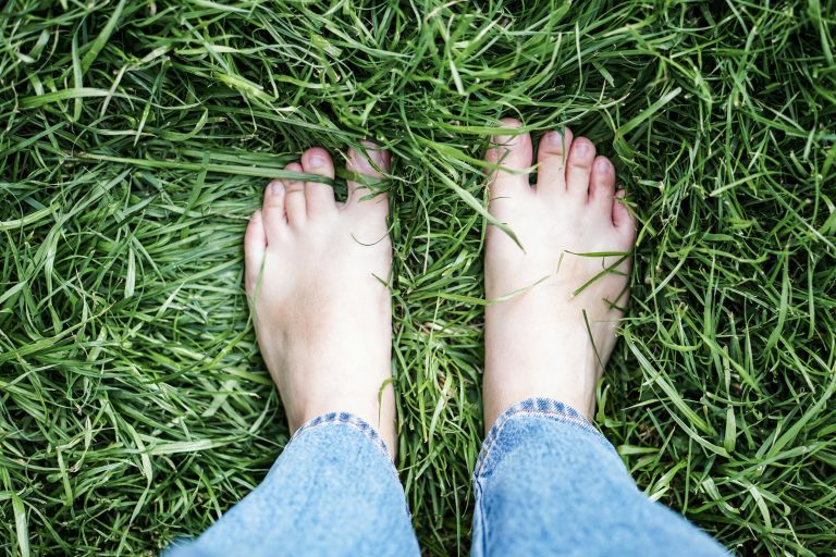 4 Zodiacs Who Should Touch Grass This Weekend