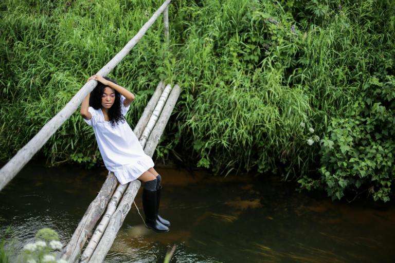 4 Zodiacs That Should Cut Themselves Slack In June (When The Sun Squares Saturn)