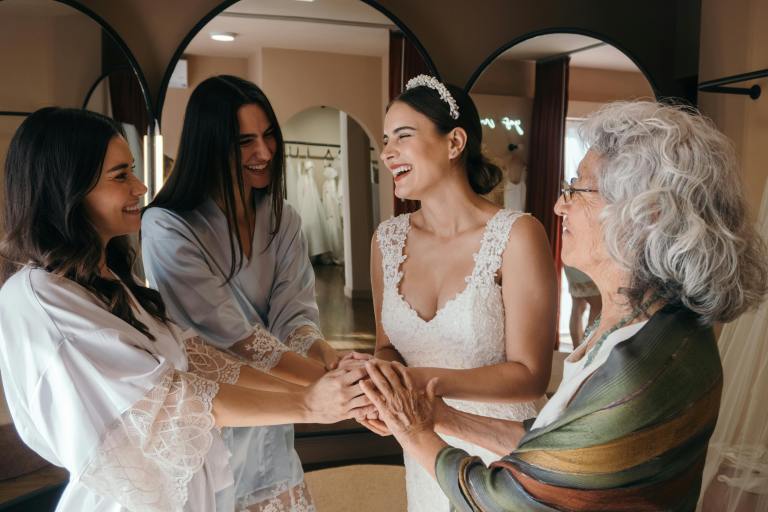 Top 4 Zodiac Signs That Make The Best Bridesmaids