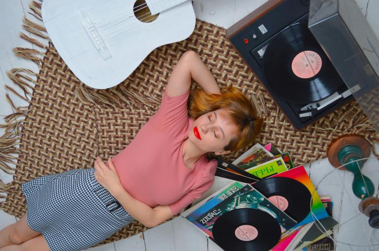 5 Zodiacs Who Feel That Music Soothes Their Soul