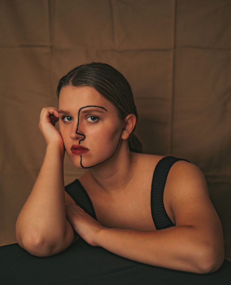 4 Zodiac Signs Who Need To Tune Into Their Intuition (+ Tarot Advice To Guide Them)