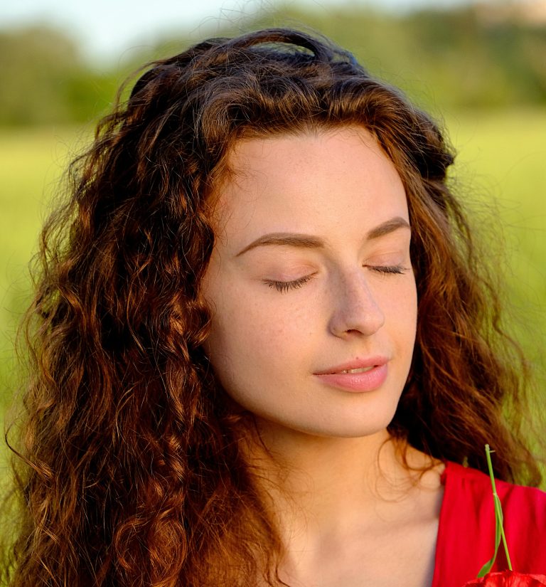 Top 2 Zodiacs With Auras Of Radiance/Beauty