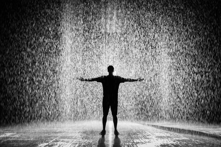4 Zodiacs With Rough Times Raining Down On Them In July (+ Gentle Reminders To Remain Grounded)