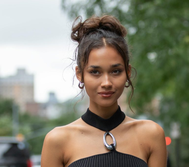 Top Heartbreaker Hotties Of The Zodiac, Ranked