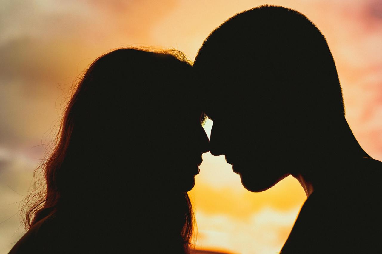 3 Zodiacs Entangled With Narcissists (+ Tarot Advice On How To Break Free)