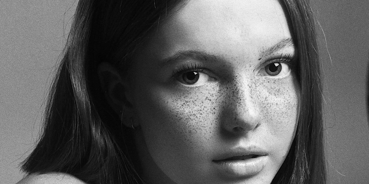 4 Zodiacs With Tough Times Ahead (+ Gentle Reminders To Remain Grounded)