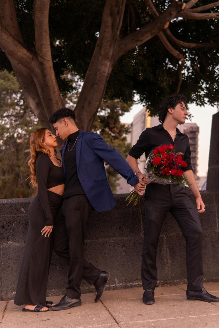 3 Zodiacs Who Have Plenty Of Romantic Options This July (Thanks To Venus In Gemini)