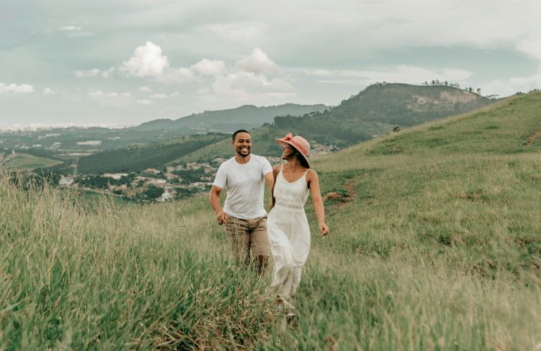 3 Surefire Signs You’re Walkin The Right Life Path (According To Tarot)