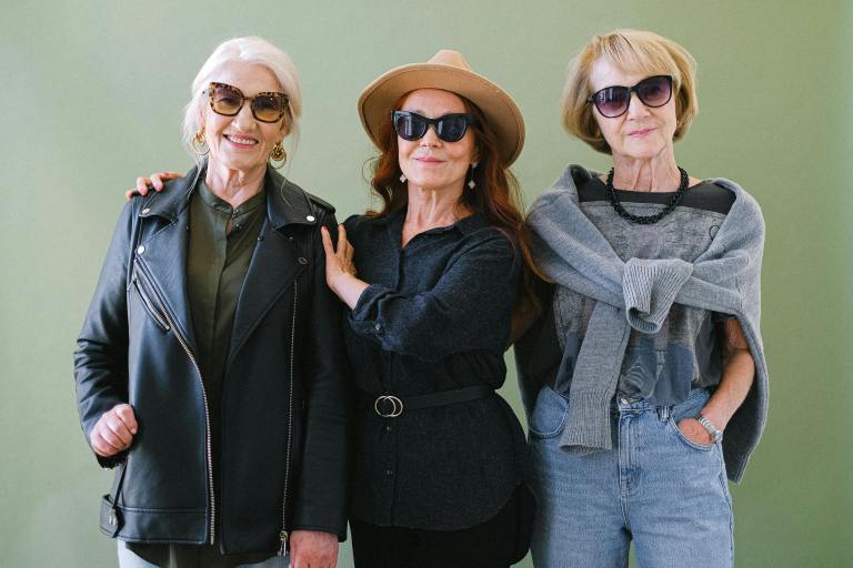 3 Zodiacs That Find Their Friendship Soulmates Later In Life