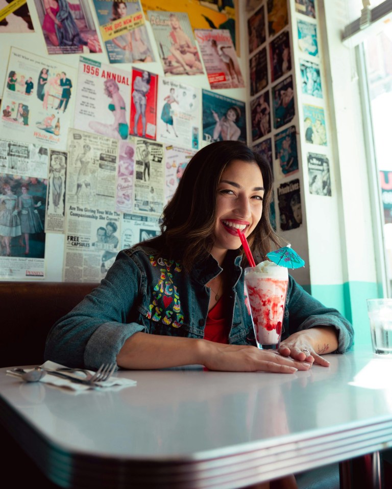 4 Personality Traits That Define The Happiest People To Be Around