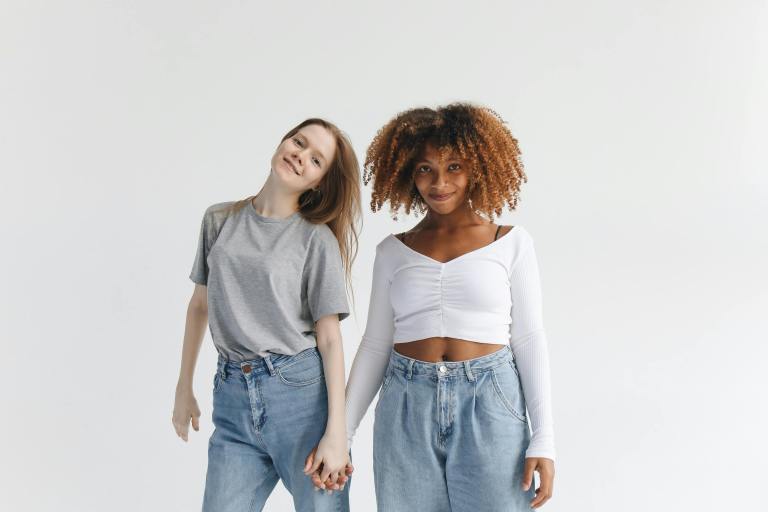 3 Zodiac Duos Who Make The Most Unexpected (But Perfect) Platonic Soulmates