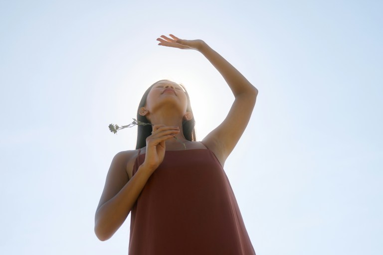 3 Zodiacs That Make The Perfect Spiritual Mentors 