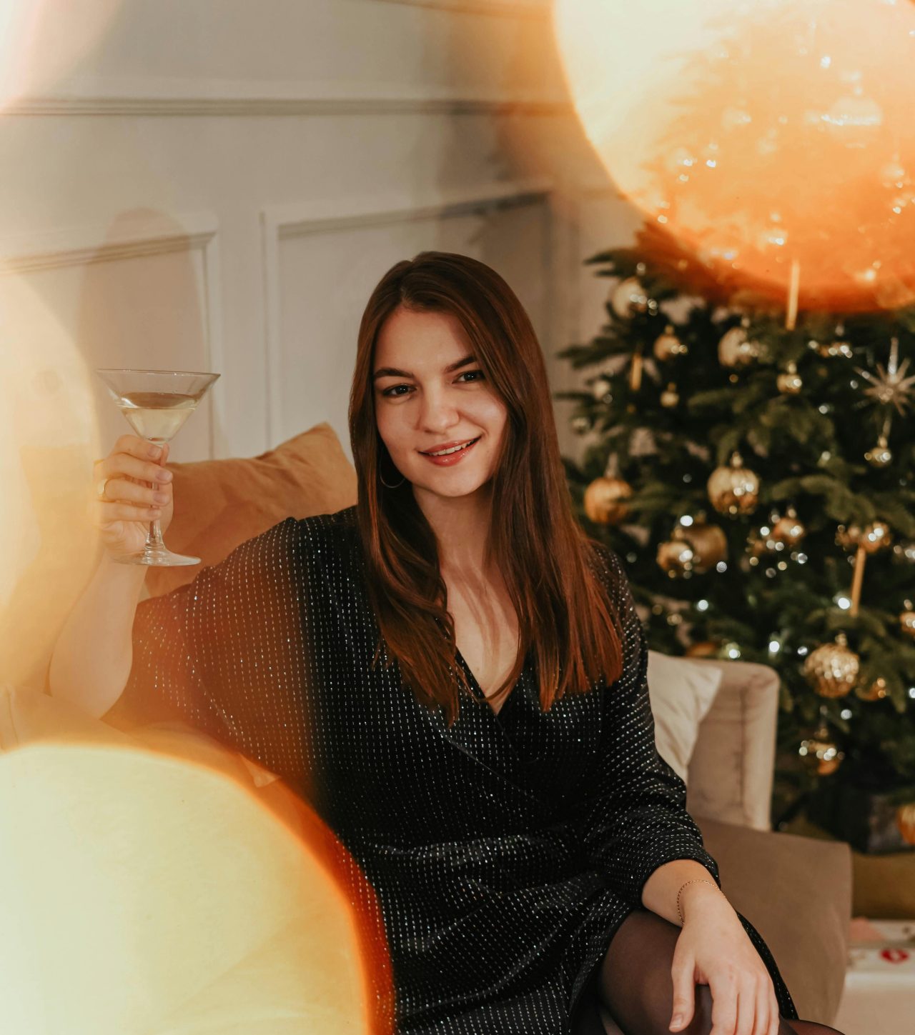 4 Zodiacs Who Deserve The Gift Of NO Stress This Holiday Season