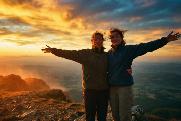 5 Birth Month Duos With An Unbreakable Bond