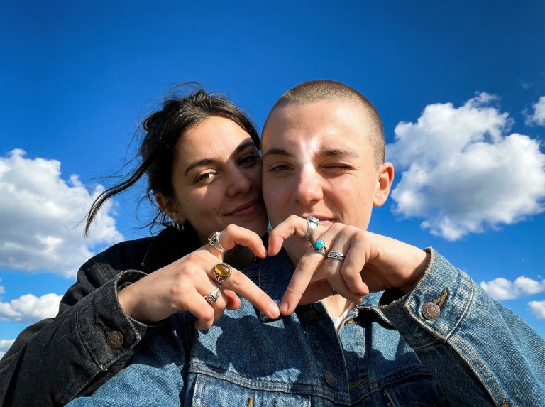 4 Birth Month Duos Who Are Definitely Not ‘Just Friends’