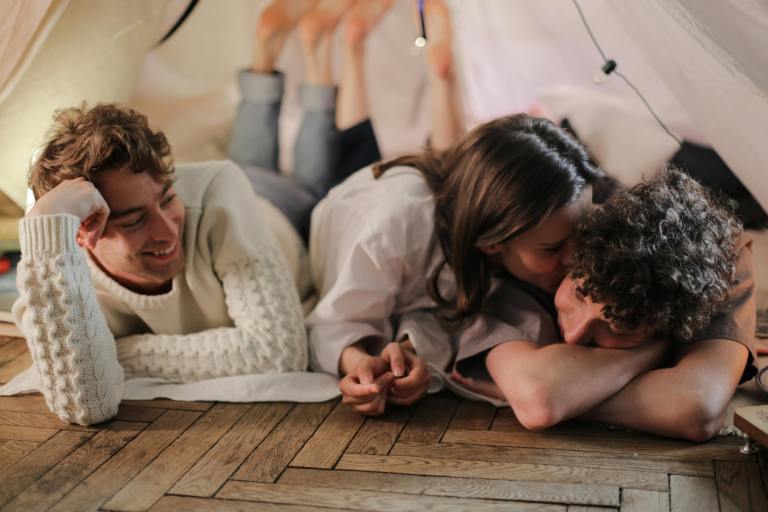 Birth Months That Prefer Independence Vs. Relationships