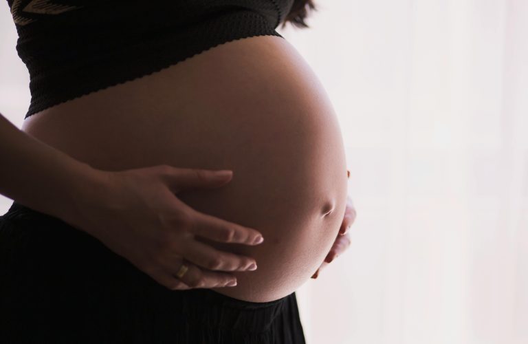 3 Birth Months Discovering They’re Moms-To-Be This Mother’s Day 5/10