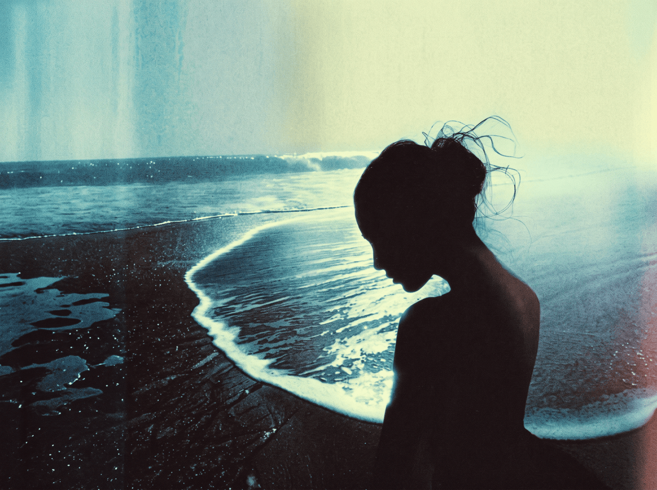 4 Signs Major Growth Is Coming For You When October Ends (According To Tarot)