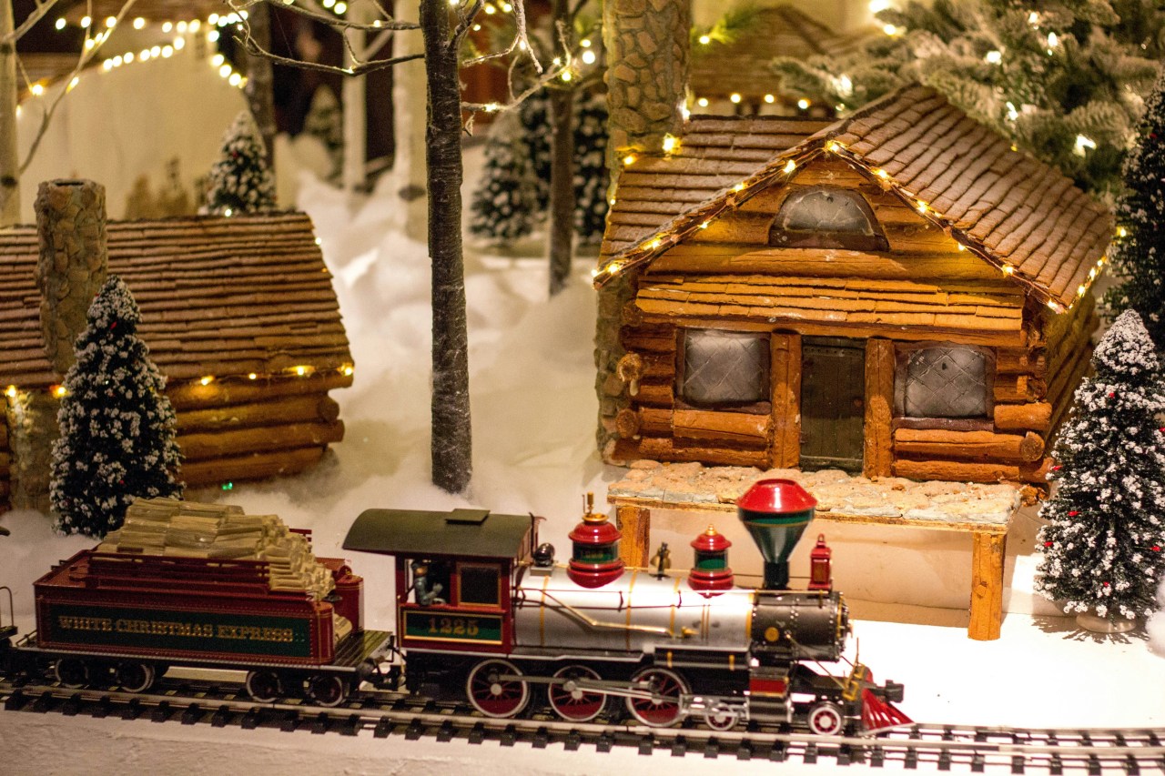 The Winter Cabin Your Birth Month Would Never Want To Leave