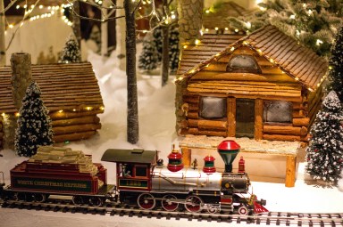 The Winter Cabin Your Birth Month Would Never Want To Leave